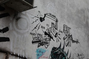 Anti-Smart City graffiti in Rio de Janeiro. Photo by Paul Keller/Flickr, used under a Creative Commons license: https://creativecommons.org/licenses/by/2.0/